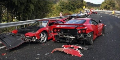 Dyr krasj - kanskje verdens dyreste bilkrasj?